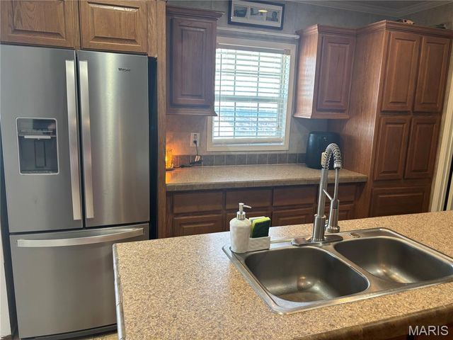 214 College Circle, Eolia, MO 63344