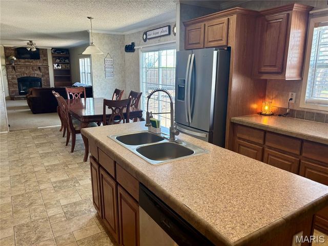 214 College Circle, Eolia, MO 63344