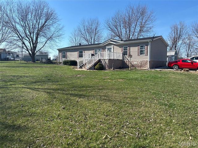 214 College Circle, Eolia, MO 63344