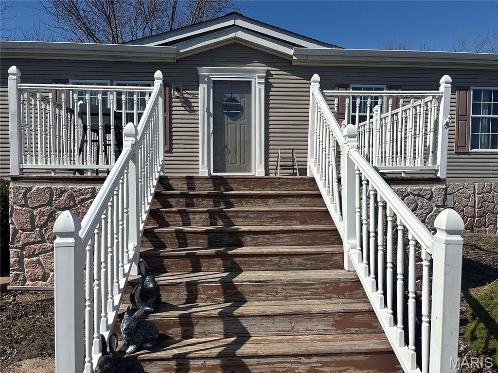 214 College Circle, Eolia, MO 63344