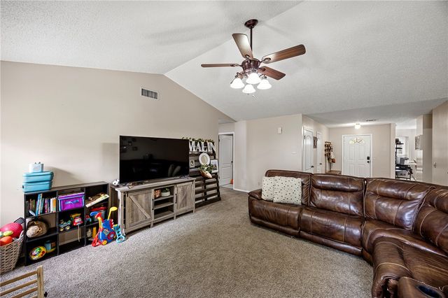 309 Preston Drive, Russellville, AR 72802