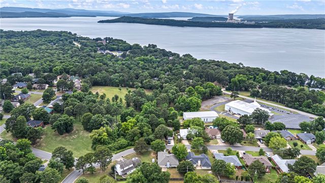 309 Preston Drive, Russellville, AR 72802