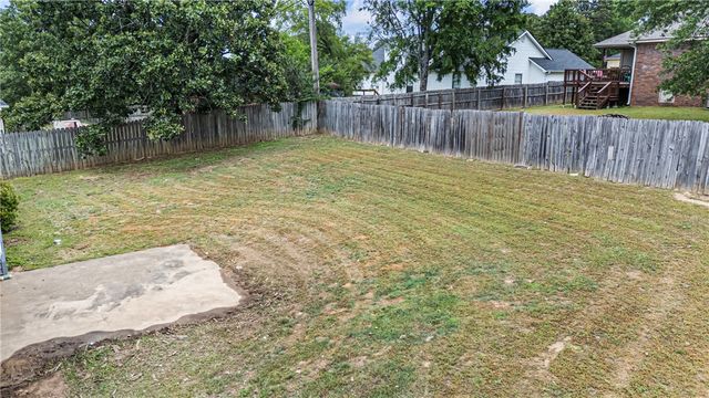 309 Preston Drive, Russellville, AR 72802
