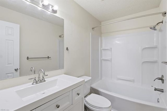 5041 Gatehouse WAY, Virginia Beach, VA 23455