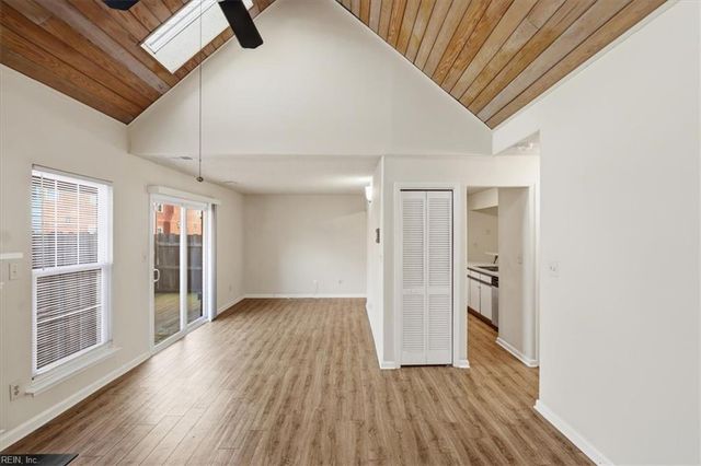 5041 Gatehouse WAY, Virginia Beach, VA 23455