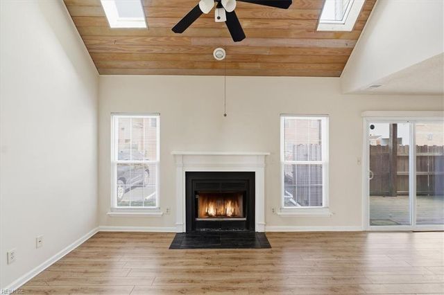 5041 Gatehouse WAY, Virginia Beach, VA 23455