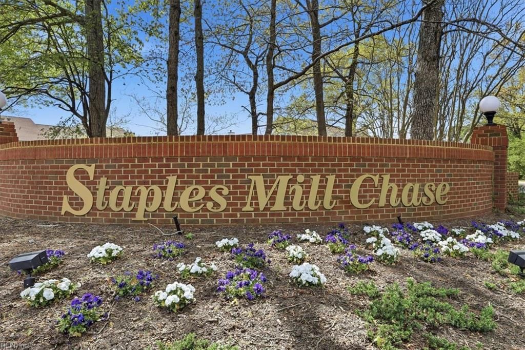 5041 Gatehouse WAY, Virginia Beach, VA 23455