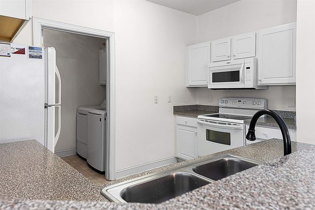 6010 Windsor Green Way Unit 301, Myrtle Beach, SC 29579