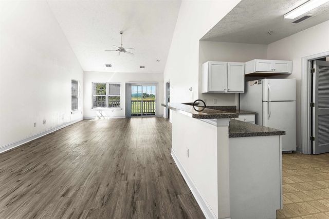 6010 Windsor Green Way Unit 301, Myrtle Beach, SC 29579