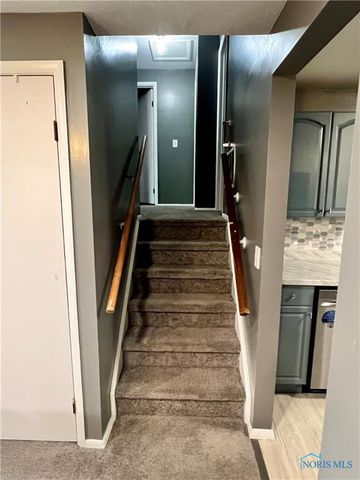 3533 Willow Brook Ln, Toledo, OH 43611