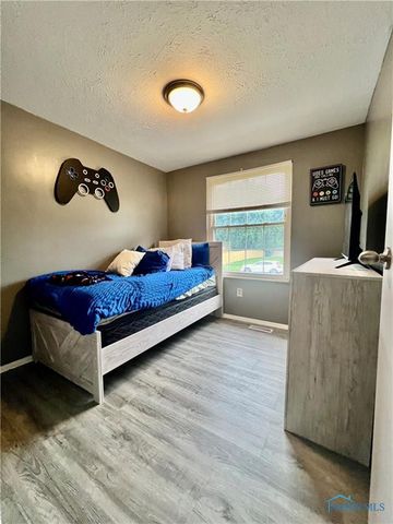 3533 Willow Brook Ln, Toledo, OH 43611