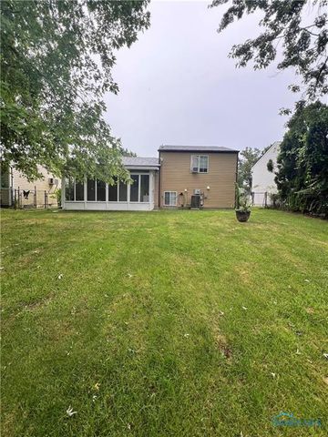 3533 Willow Brook Ln, Toledo, OH 43611