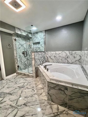 3533 Willow Brook Ln, Toledo, OH 43611