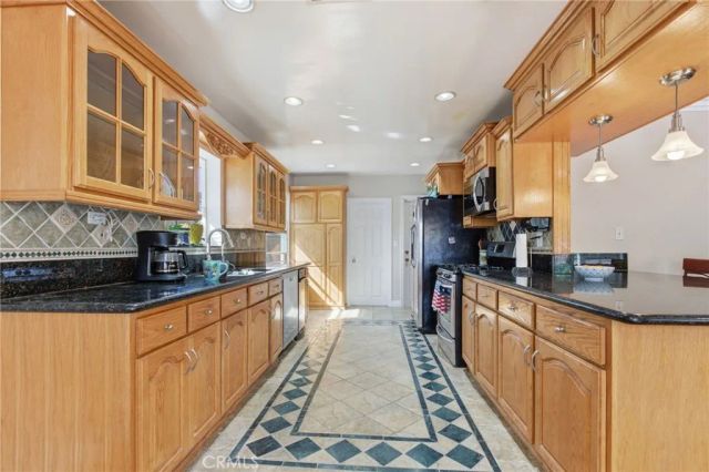 11246 Mac, Garden Grove, CA 92841