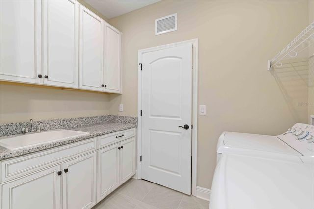 4828 ANTRIM DRIVE, Sarasota, FL 34240