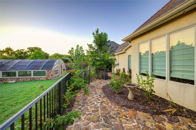 2450 Post Oak Drive, Corinth, TX 76210