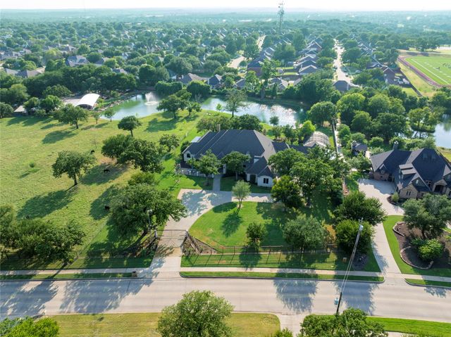 2450 Post Oak Drive, Corinth, TX 76210