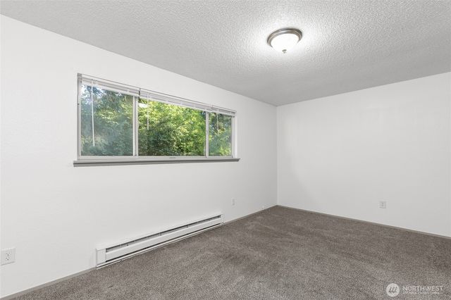 1502 Yonkers Drive SE #A&B, Lacey, WA 98503