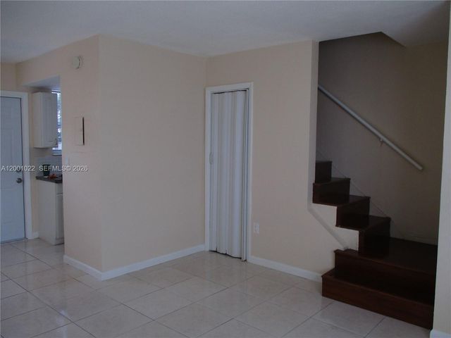 1949 Taylor St 9, Hollywood, FL 33020