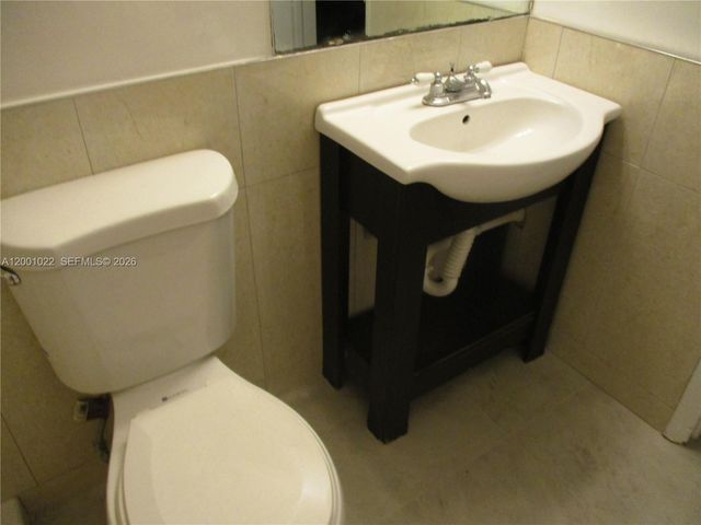 1949 Taylor St 9, Hollywood, FL 33020