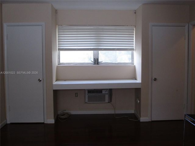 1949 Taylor St 9, Hollywood, FL 33020