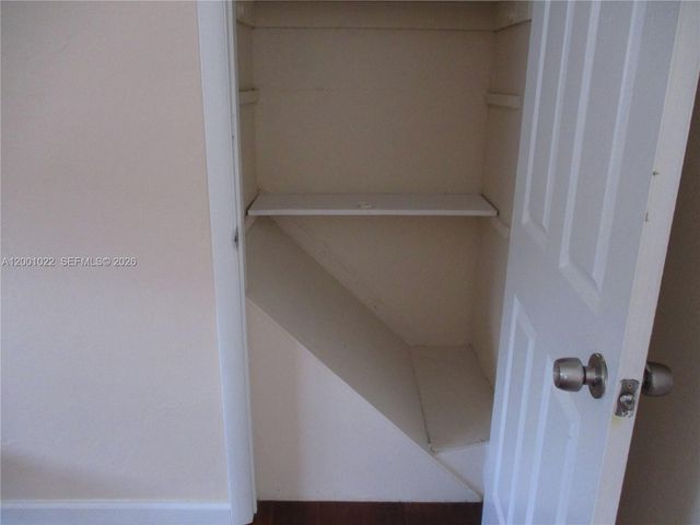 1949 Taylor St 9, Hollywood, FL 33020