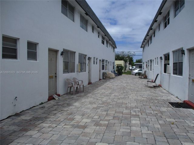 1949 Taylor St 9, Hollywood, FL 33020