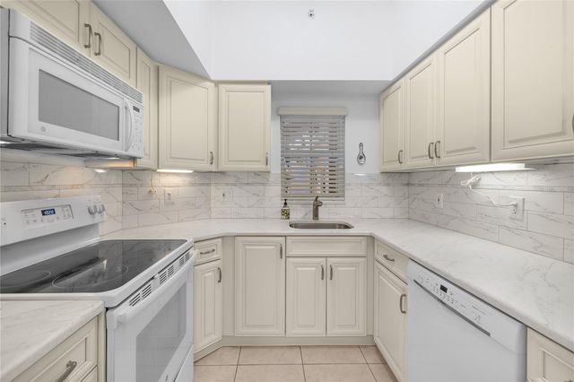 4244 CENTRAL SARASOTA PARKWAY 716, Sarasota, FL 34238