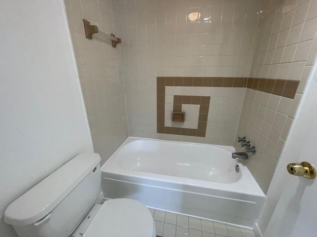 10762 La Placida Drive 7-108, Coral Springs, FL 33065