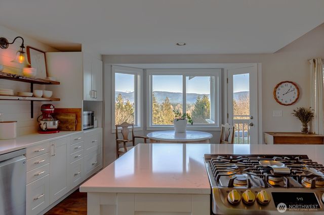 20129 Tveit Road, Arlington, WA 98223