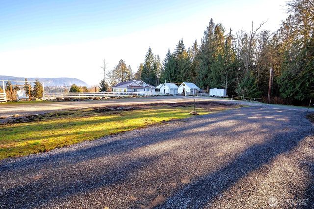 20129 Tveit Road, Arlington, WA 98223