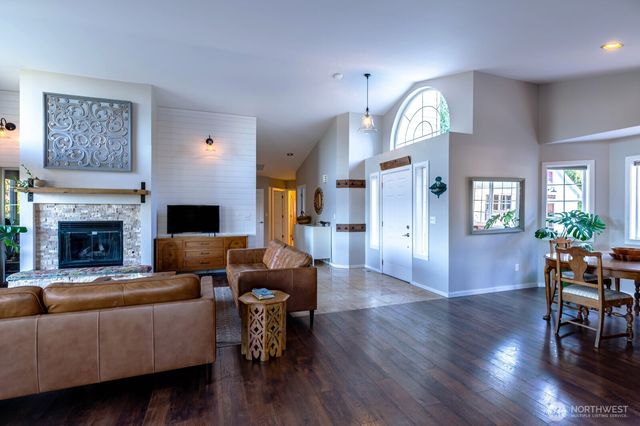 20129 Tveit Road, Arlington, WA 98223