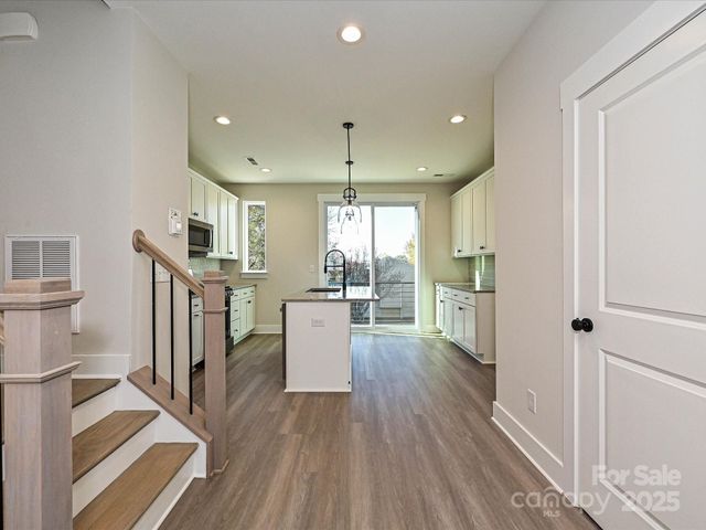 912 Callahan Street EQX1665, Charlotte, NC 28206