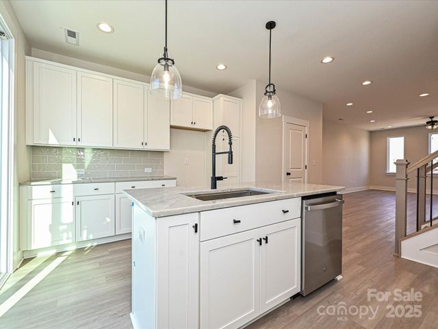 912 Callahan Street EQX1665, Charlotte, NC 28206