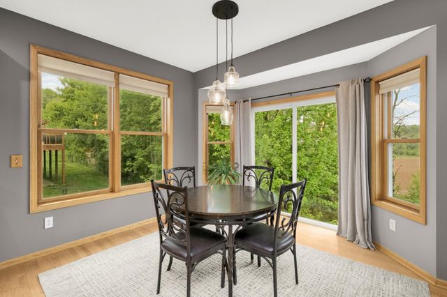 615 Bluff Heights Drive SE, Lonsdale, MN 55046