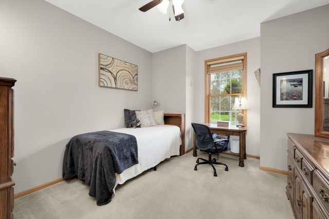 615 Bluff Heights Drive SE, Lonsdale, MN 55046