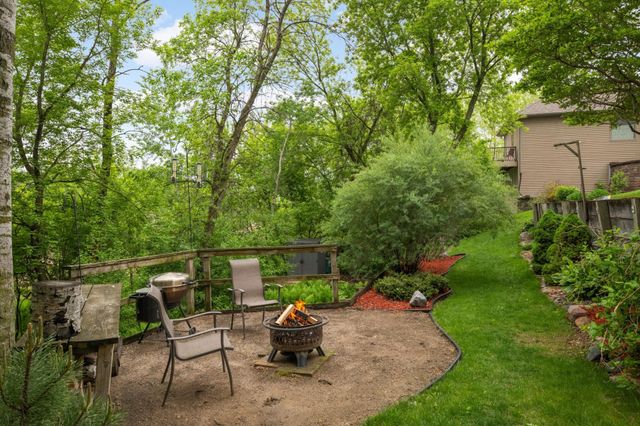 615 Bluff Heights Drive SE, Lonsdale, MN 55046