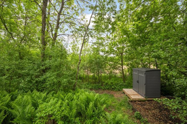 615 Bluff Heights Drive SE, Lonsdale, MN 55046
