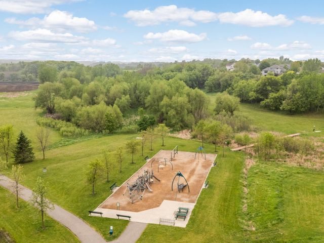 615 Bluff Heights Drive SE, Lonsdale, MN 55046