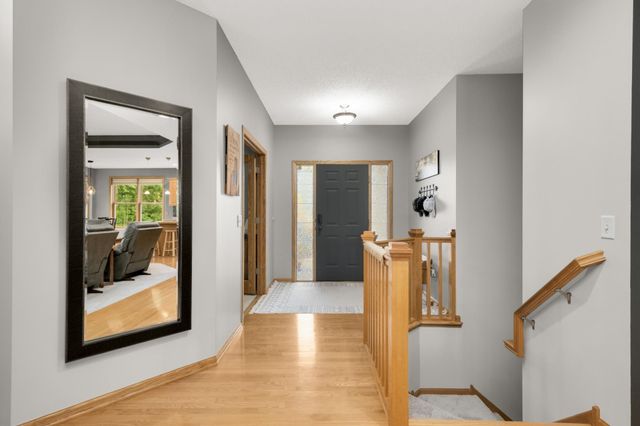 615 Bluff Heights Drive SE, Lonsdale, MN 55046