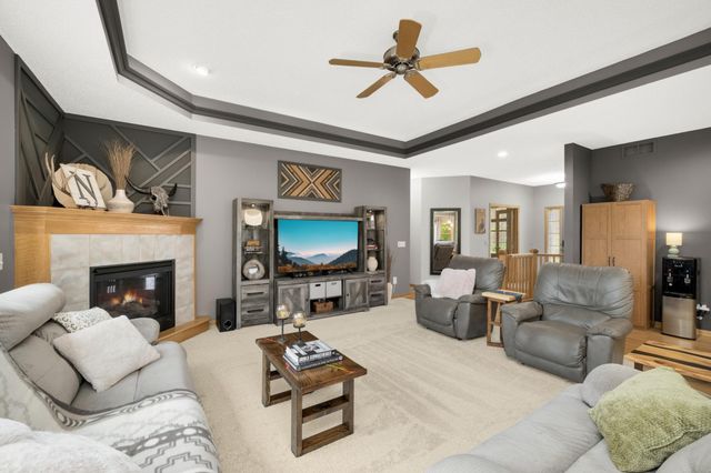 615 Bluff Heights Drive SE, Lonsdale, MN 55046