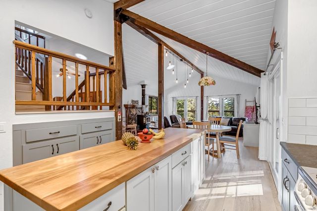 12081 Robust Way, Nevada City, CA 95959