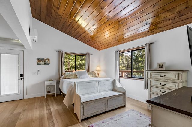 12081 Robust Way, Nevada City, CA 95959