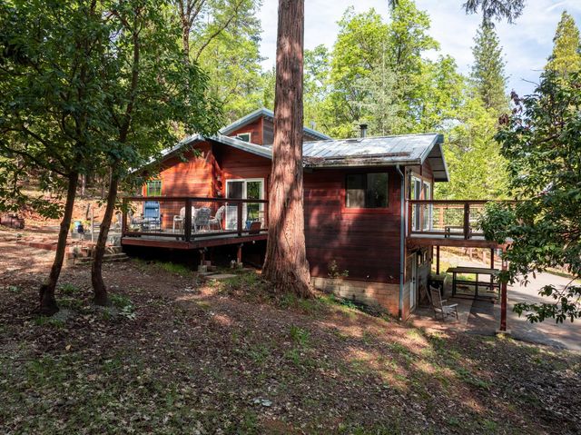 12081 Robust Way, Nevada City, CA 95959