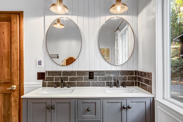 12081 Robust Way, Nevada City, CA 95959