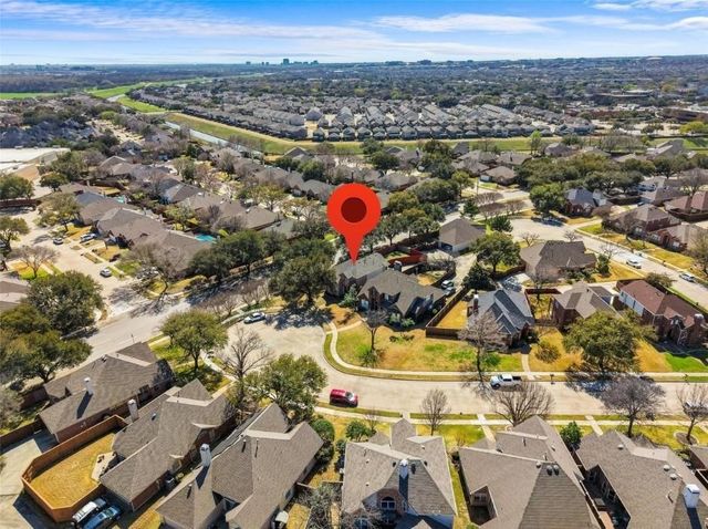 300 Cosbie Drive, Irving, TX 75063