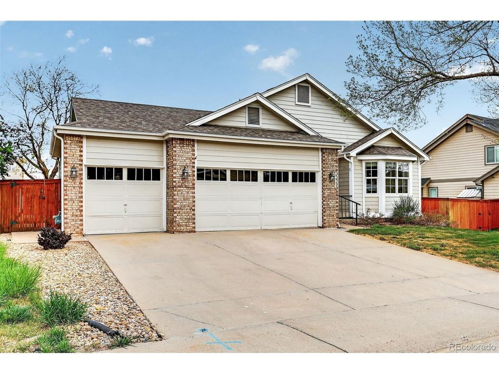 8843 Wagner Ct, Littleton, CO 80126