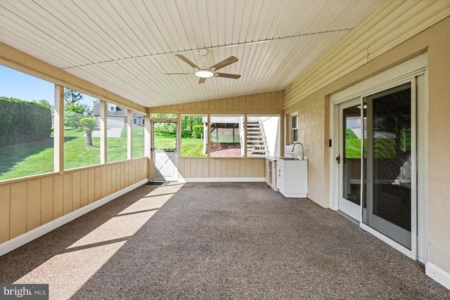 18 PALM LANE, Lebanon, PA 17042
