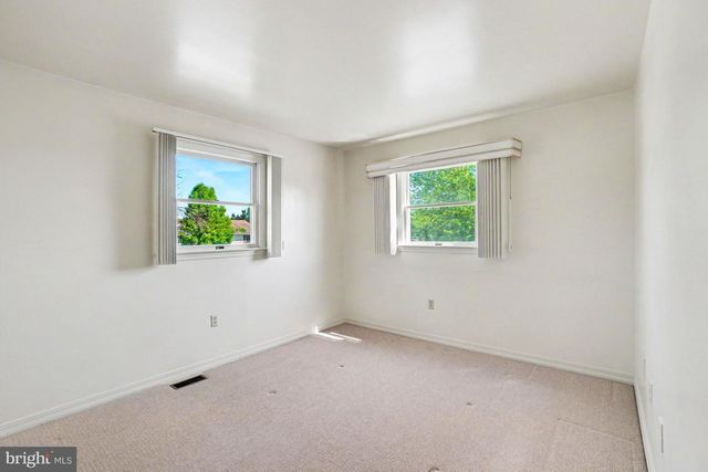 18 PALM LANE, Lebanon, PA 17042