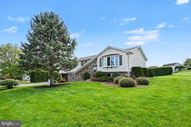 18 PALM LANE, Lebanon, PA 17042
